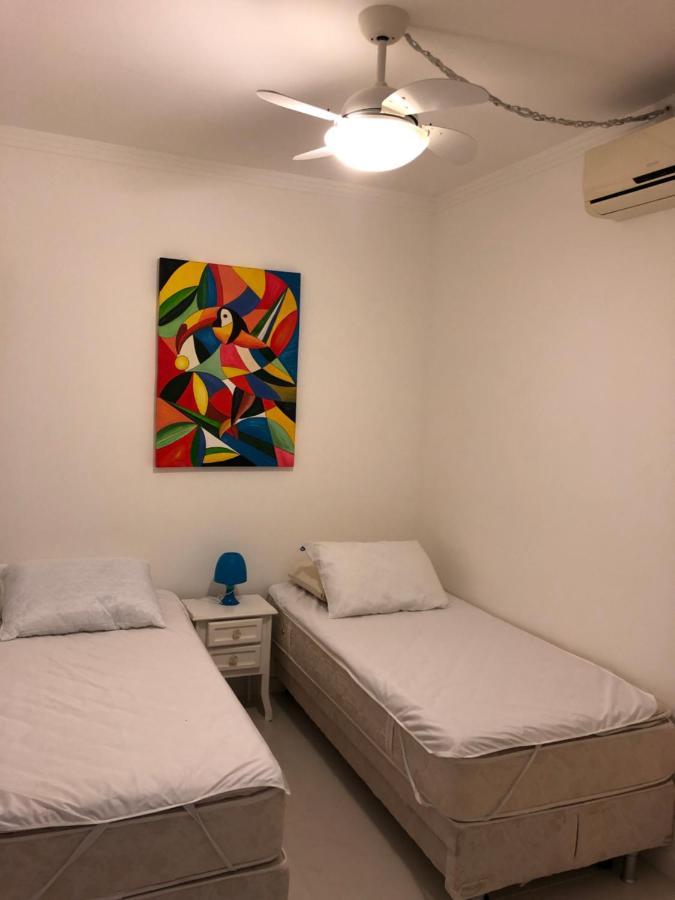 Vista O Mar E Pe Na Areia - Toninhas Apartamento *